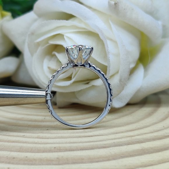 Solitaire 6 Prong Setting 2Ct Moissanite Ring SIze 7 - Picture 3 of 6